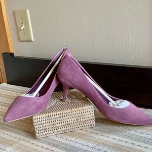 🔥NIB‼️ Elegant Suede “Phoebe” Pumps in “Dried Lavender” by WHBM - Size 7.5✨💜✨